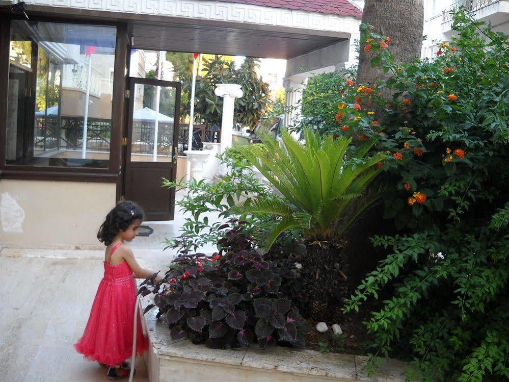 Triana Hotel Antalya Exteriör bild
