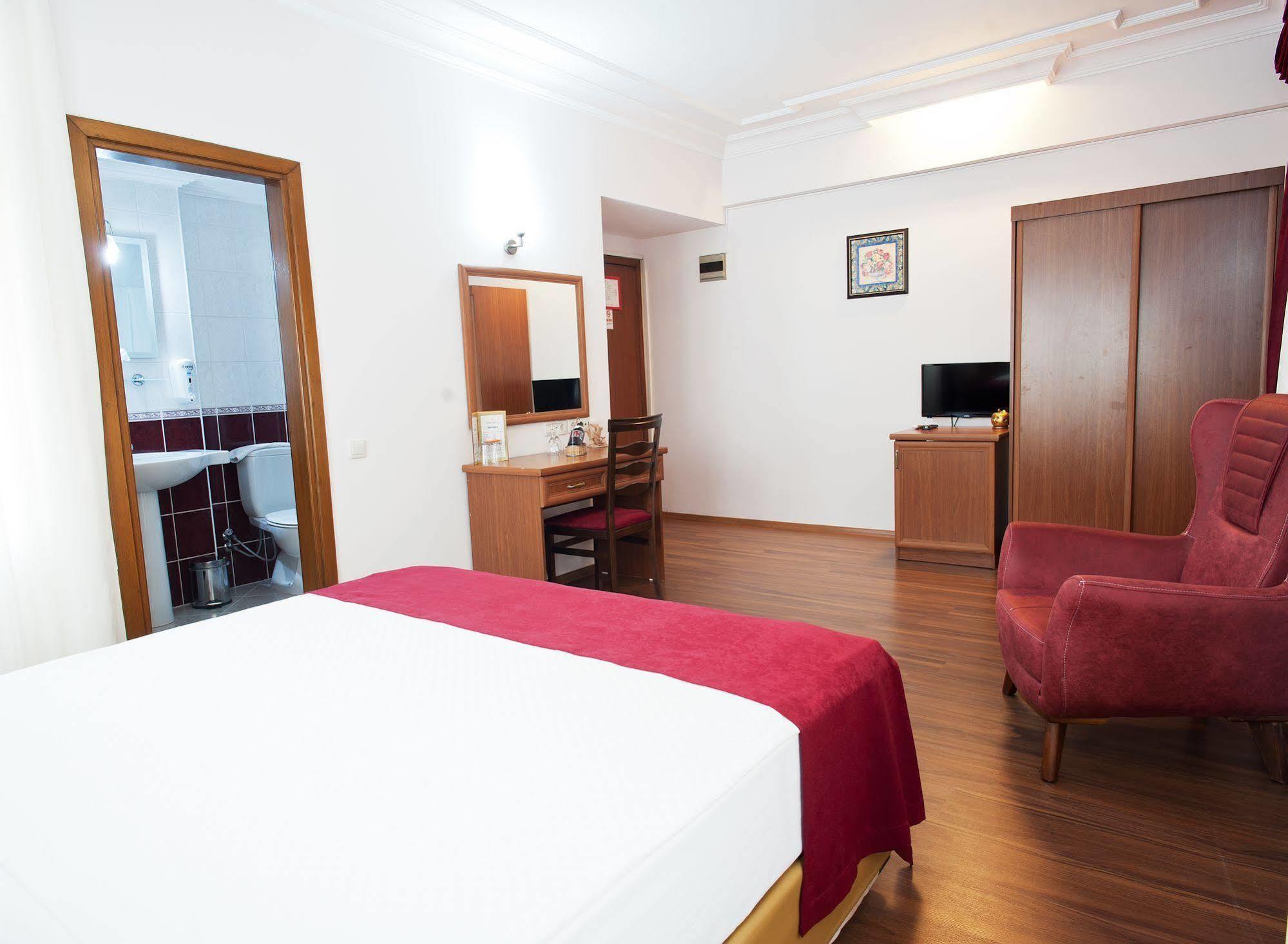 Triana Hotel Antalya Exteriör bild